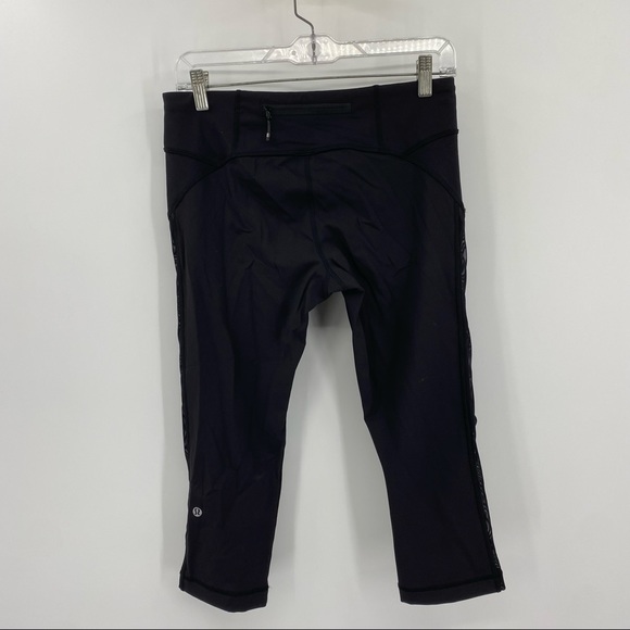 Lululemon Black Crop Luxtreme Leggings 8 - Picture 4 of 10